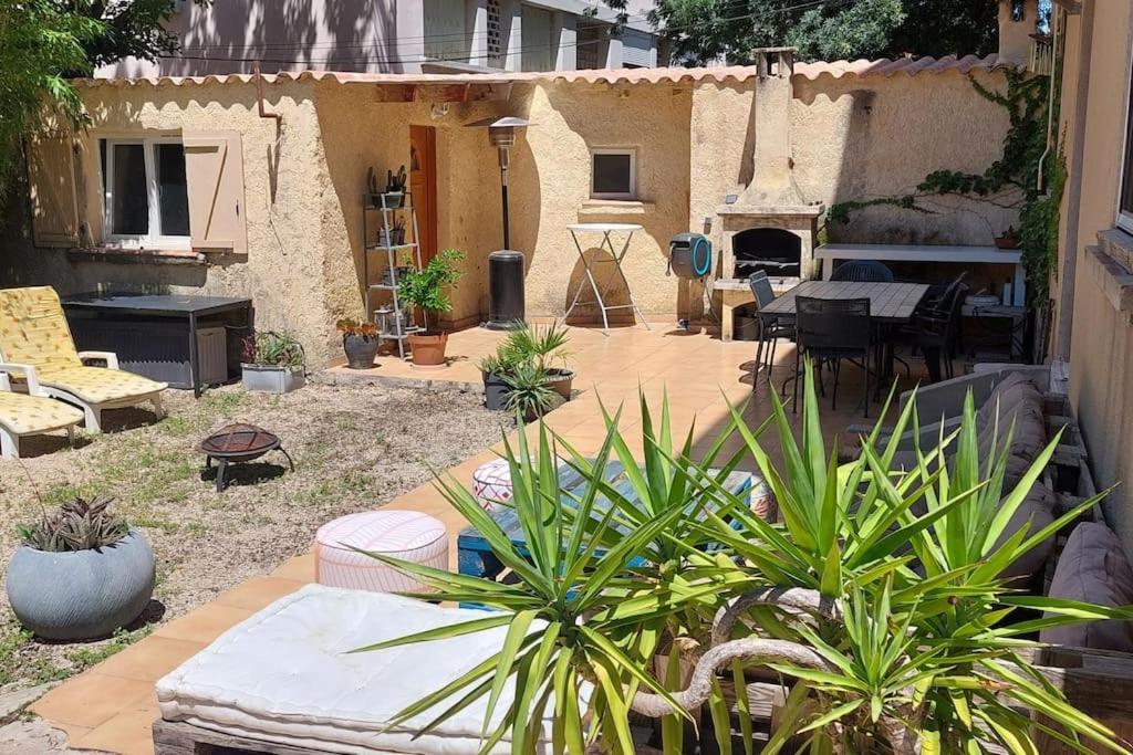 Studio Avignon Une Seule Piece Bagian luar foto